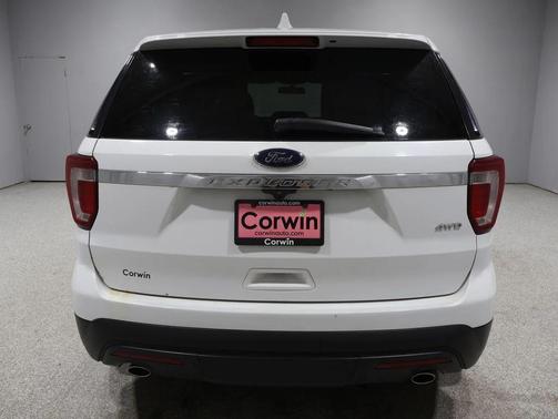 2017 Ford Explorer Base