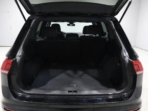 2023 Volkswagen Tiguan 2.0T SE R-Line Black 4MOTION