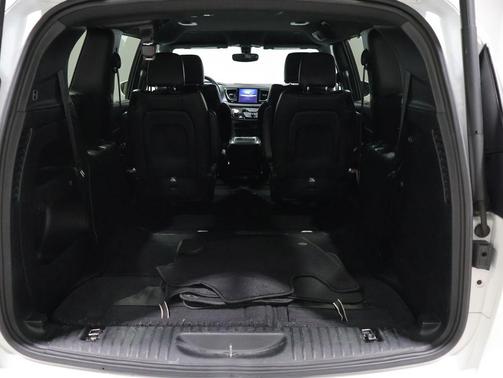 Bright White Clearcoat 2019 Chrysler Pacifica Touring-L Plus