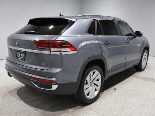 2021 Volkswagen Atlas Cross Sport 2.0T SE w/Technology 4MOTION