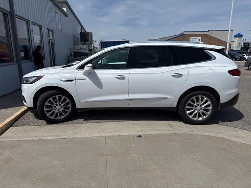 Summit White 2018 Buick Enclave Premium