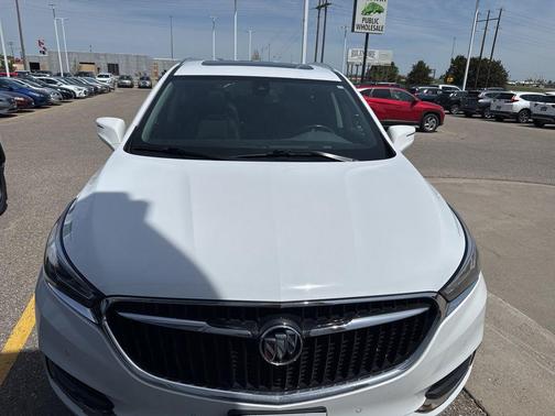 Summit White 2018 Buick Enclave Premium