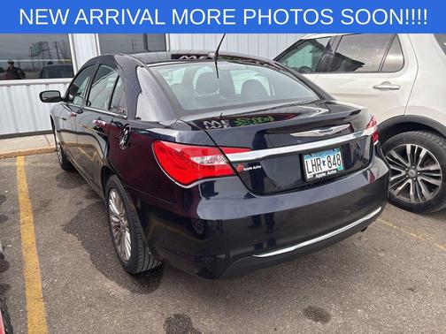 2012 Chrysler 200 Limited