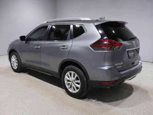 Gun Metallic 2020 Nissan Rogue SV