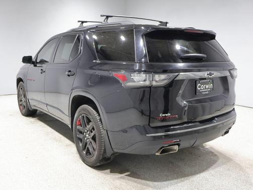 Mosaic Black 2019 Chevrolet Traverse Premier