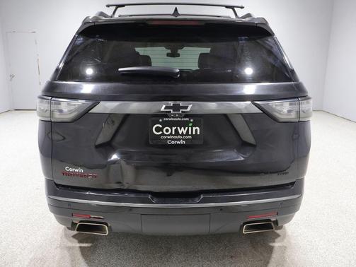 Mosaic Black 2019 Chevrolet Traverse Premier