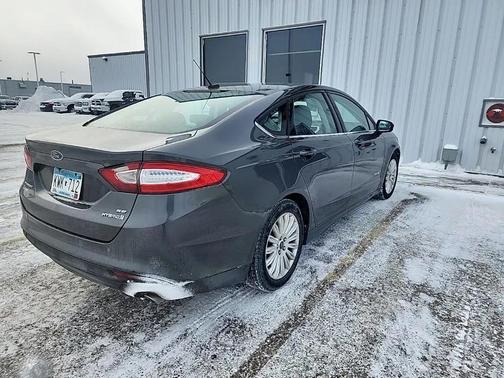2015 Ford Fusion Hybrid SE
