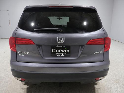 Blue 2017 Honda Pilot EX