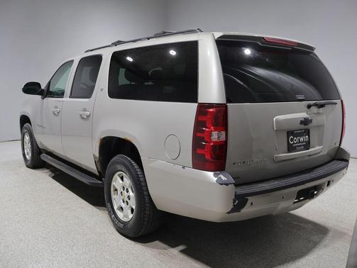 Silver Birch 2009 Chevrolet Suburban 1500 LT2