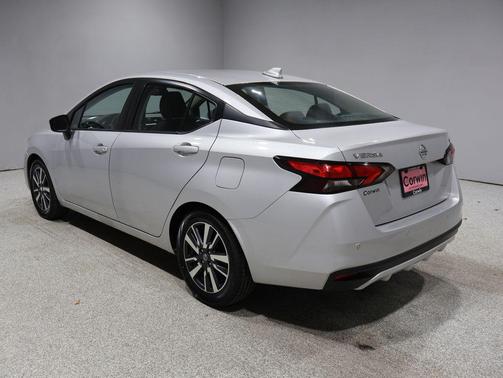 2021 Nissan Versa 1.6 SV