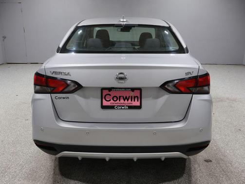 2021 Nissan Versa 1.6 SV