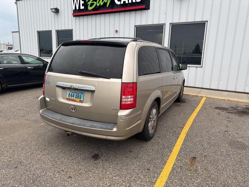 2008 Chrysler Town & Country Limited