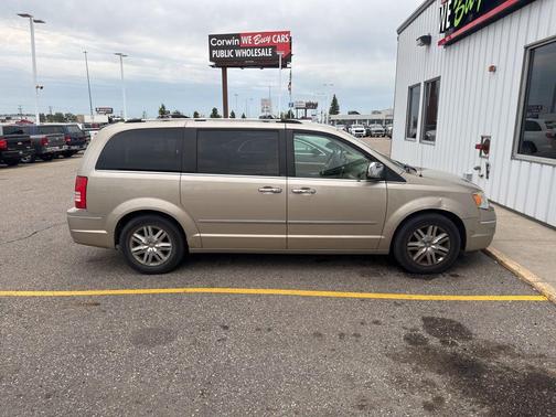 2008 Chrysler Town & Country Limited