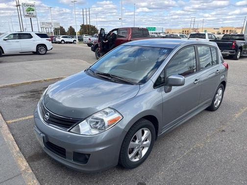 Magnetic Gray 2010 Nissan Versa 1.8 SL