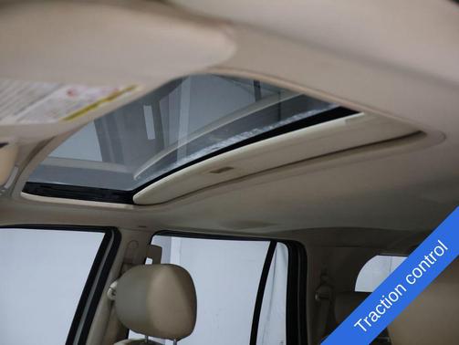 Beige 2006 Lincoln Navigator Luxury