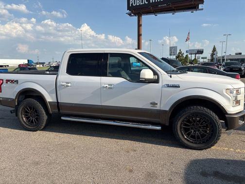 Oxford White 2015 Ford F-150 Lariat