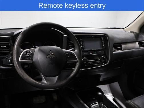 2018 Mitsubishi Outlander ES