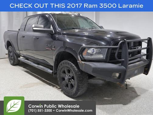 Brilliant Black Crystal Pearlcoat 2017 RAM 3500 Laramie Mega Cab 4x4 6'4' Box