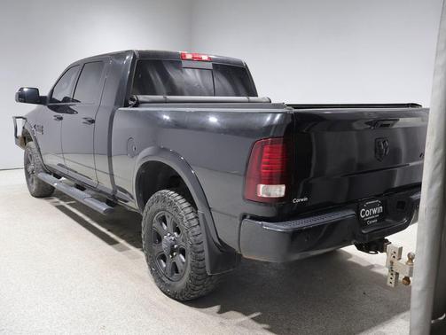 Brilliant Black Crystal Pearlcoat 2017 RAM 3500 Laramie Mega Cab 4x4 6'4' Box