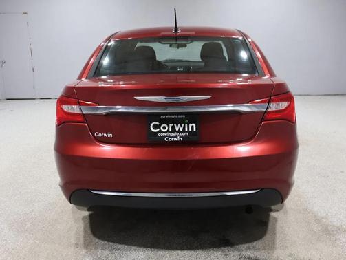 2014 Chrysler 200 LX