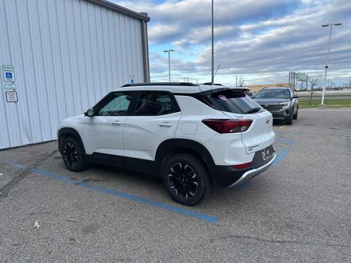 Summit White 2023 Chevrolet Trailblazer LT