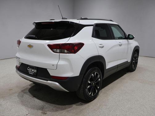 Summit White 2023 Chevrolet Trailblazer LT