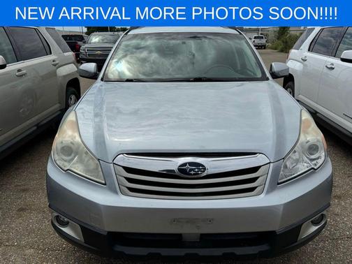 Ice Silver 2012 Subaru Outback 2.5i Premium