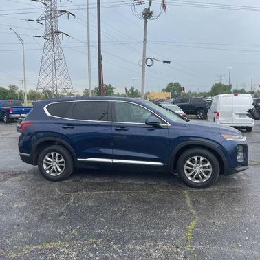 2019 Hyundai SANTA FE SE 2.4