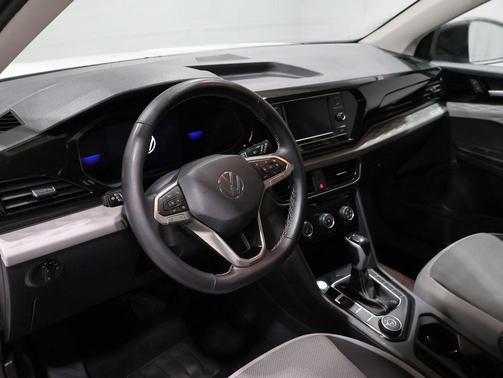Pure White 2024 Volkswagen Taos 1.5T S