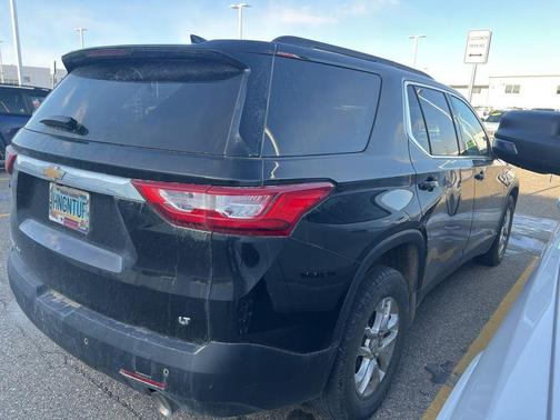 2021 Chevrolet Traverse LT Cloth