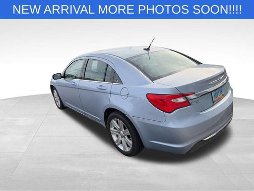 2013 Chrysler 200 Touring