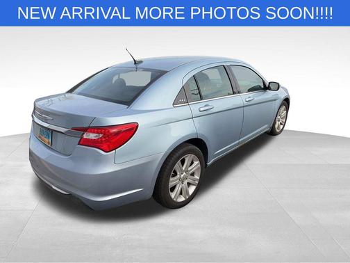2013 Chrysler 200 Touring