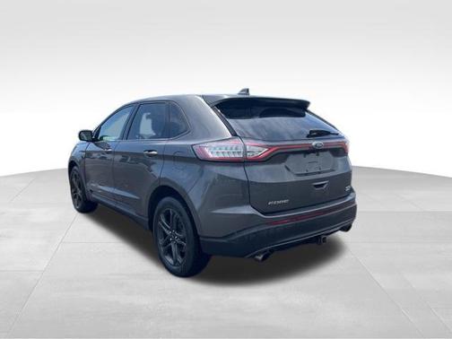MAGNETIC METALLIC 2018 Ford Edge SEL
