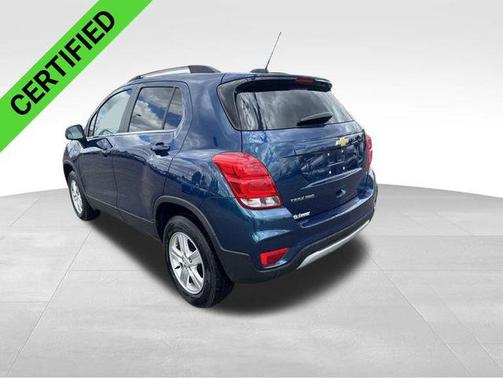 Pacific Blue Metallic 2020 Chevrolet Trax LT