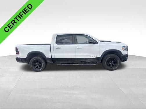 Bright White Clearcoat 2022 RAM 1500 Rebel