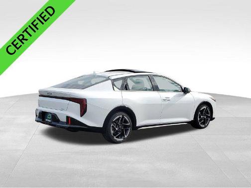 Snow White Pearl 2025 Kia K4 GT-Line