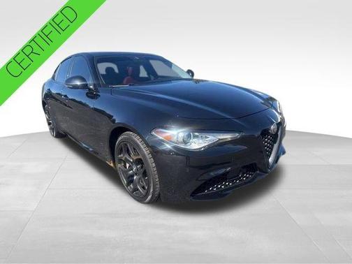 Alfa Black 2021 Alfa Romeo Giulia Base