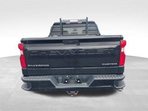Black 2019 Chevrolet Silverado 1500 Custom