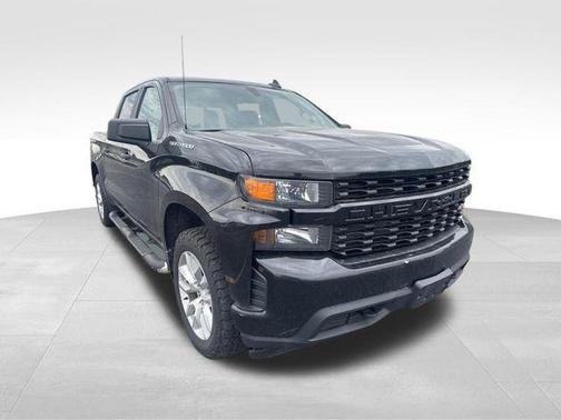Black 2019 Chevrolet Silverado 1500 Custom