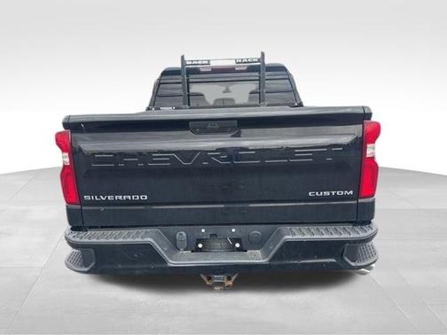 Black 2019 Chevrolet Silverado 1500 Custom