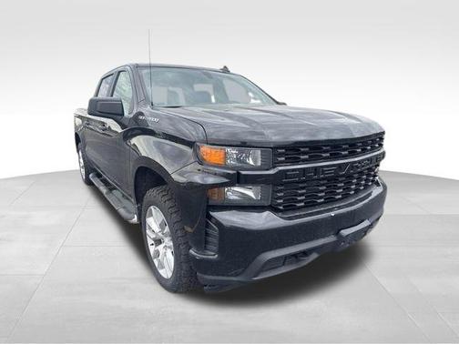 Black 2019 Chevrolet Silverado 1500 Custom