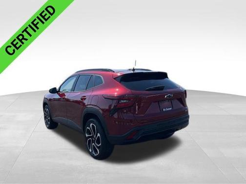 Crimson Metallic 2025 Chevrolet Trax FWD 2RS