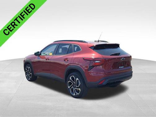 Crimson Metallic 2025 Chevrolet Trax FWD 2RS