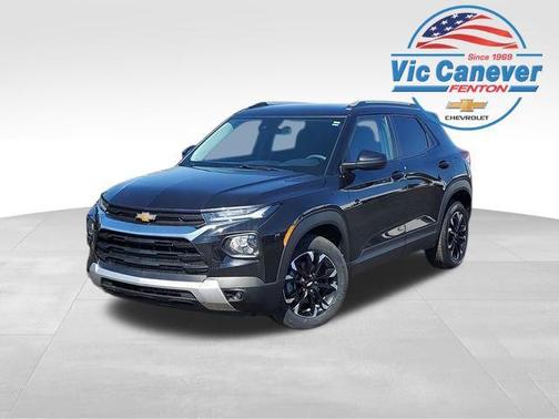 Mosaic Black Metallic 2023 Chevrolet Trailblazer LT