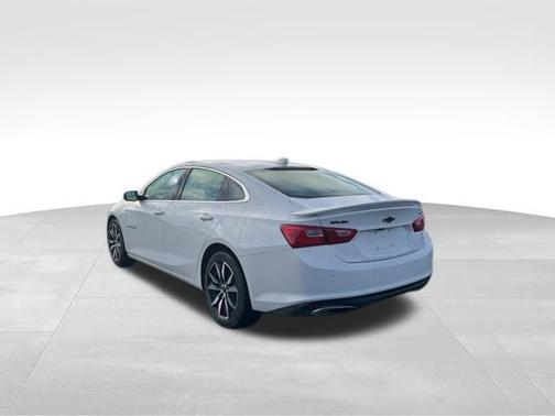 2024 Chevrolet Malibu FWD RS