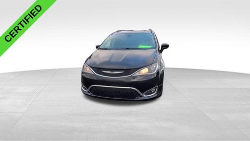 2018 Chrysler Pacifica Touring-L