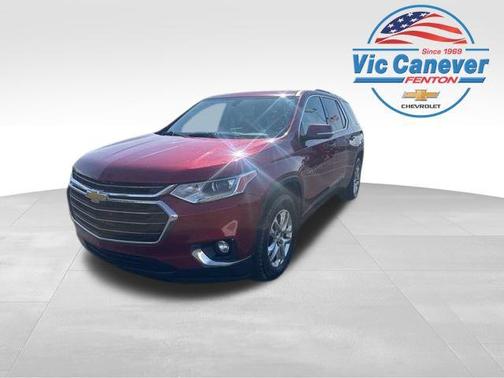 Cajun Red Tintcoat 2018 Chevrolet Traverse LT Cloth