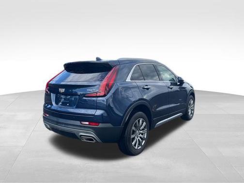 2020 Cadillac XT4 Premium Luxury