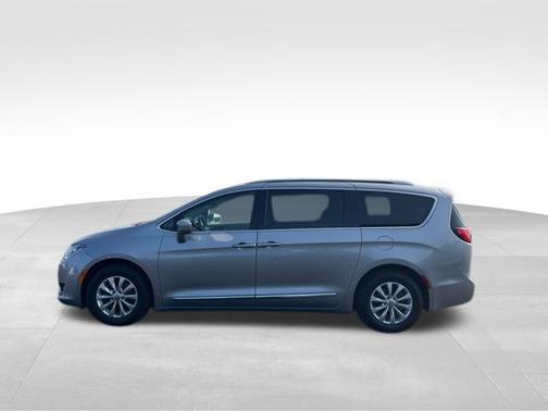 2018 Chrysler Pacifica Touring-L