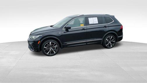 2022 Volkswagen Tiguan 2.0T SEL R-Line 4MOTION